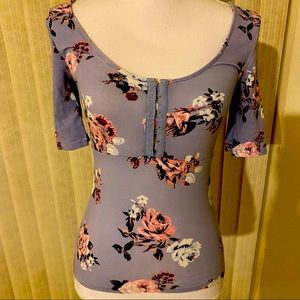 Arizona Periwinkle Blue Pink Floral Stretch Babydoll Top